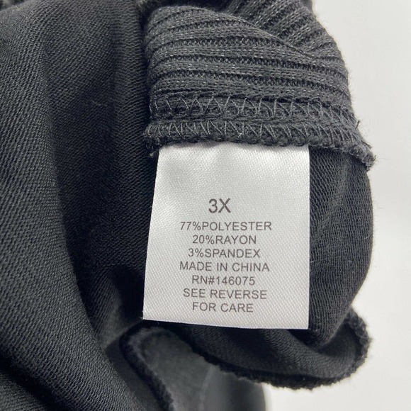 Sweet Romeo Black White Fuzzy Jumbo Star Sweater - Picture 6 of 7